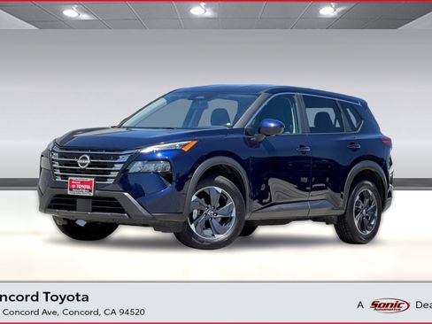 Used 2025 Nissan Rogue SV AWD/4WD image 1
