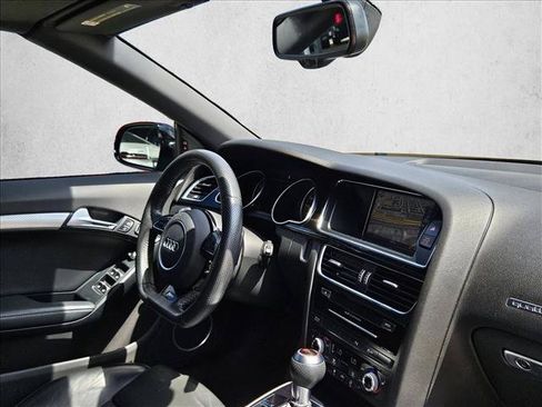 Used 2015 Audi RS 5 Cabriolet AWD/4WD image 10