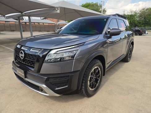 Certified 2025 Nissan Pathfinder Rock Creek AWD/4WD image 7