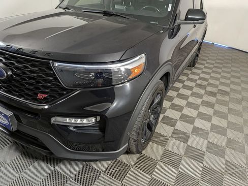 Used 2021 Ford Explorer ST w/ Equipment Group 401A AWD/4WD image 12