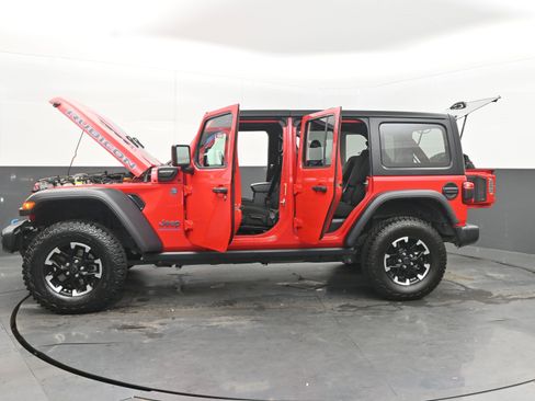 Used 2024 Jeep Wrangler Unlimited Rubicon 4xe image 44