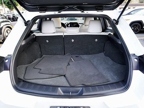 Used 2023 Lexus UX 250h FWD w/ Accessory Package (Z1) image 11