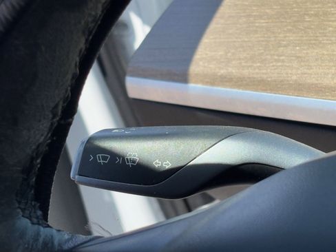 Used 2022 Tesla Model 3 Long Range AWD/4WD image 21