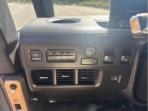 Used 2025 Chevrolet Brightdrop 600 w/ Power Door Package FWD image 15