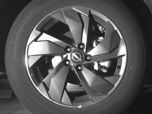 Used 2025 Nissan Rogue SV FWD image 13