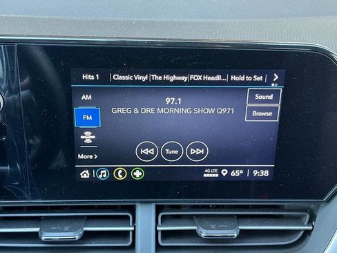 New 2026 Chevrolet Trax RS image 19