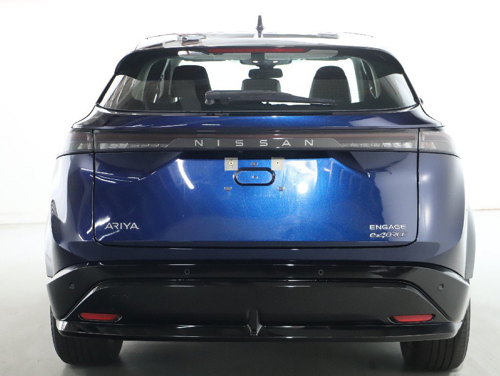 Certified 2024 Nissan Ariya AWD image 40