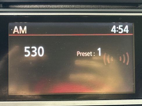 Used 2017 Nissan Altima 2.5 SR w/ LED Appearance Package image 20