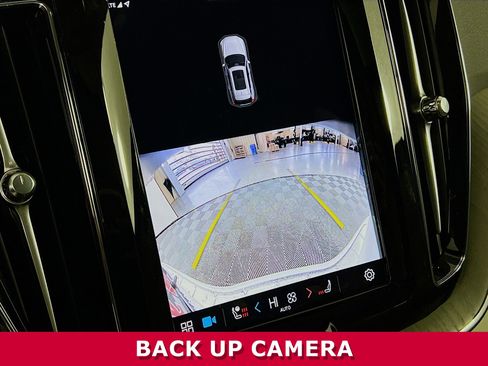 Used 2025 Volvo XC60 T8 Plus w/ Protection Package Premier image 10