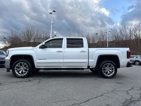 Used 2018 GMC Sierra 1500 SLT image 3