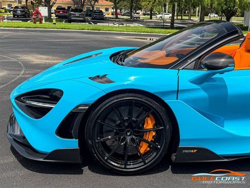 Used 2022 McLaren 765LT RWD image 43