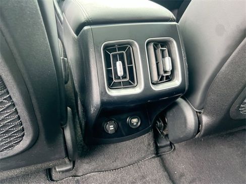 Used 2023 Kia Sorento S w/ Panoramic Sunroof Package image 22