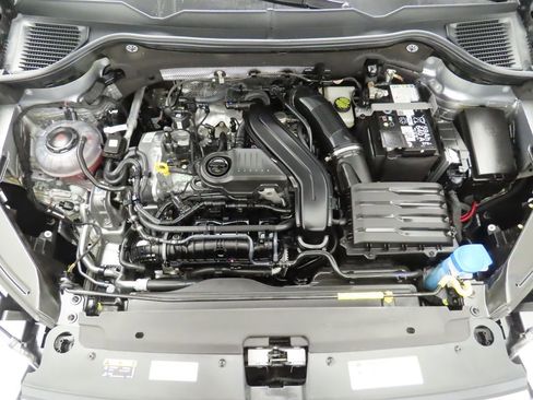 Certified 2024 Volkswagen Taos S image 27