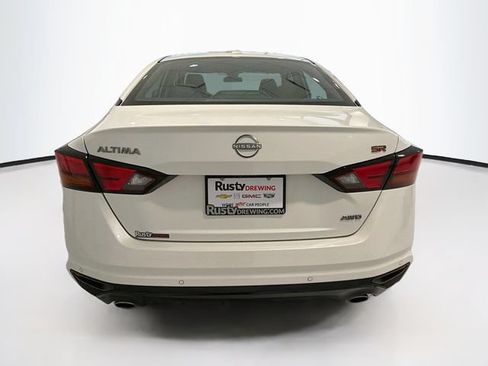 Used 2024 Nissan Altima 2.5 SR AWD/4WD image 6
