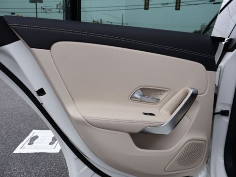 Certified 2021 Mercedes-Benz CLA 250 image 15