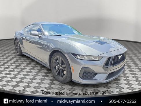 Used 2024 Ford Mustang GT RWD image 1