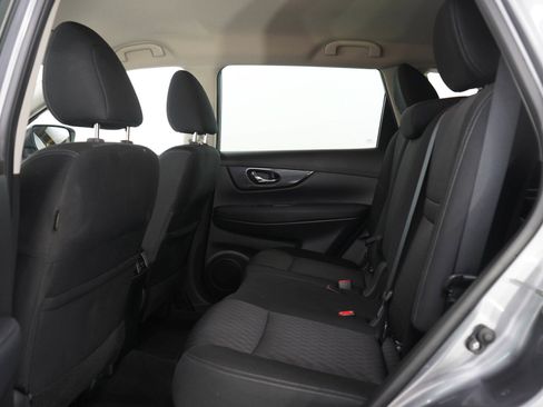 Used 2020 Nissan Rogue SV AWD/4WD image 15