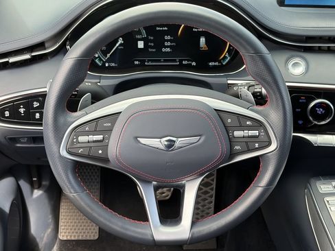 Used 2023 Genesis GV70 2.5T w/ Sport Prestige Package AWD/4WD image 19