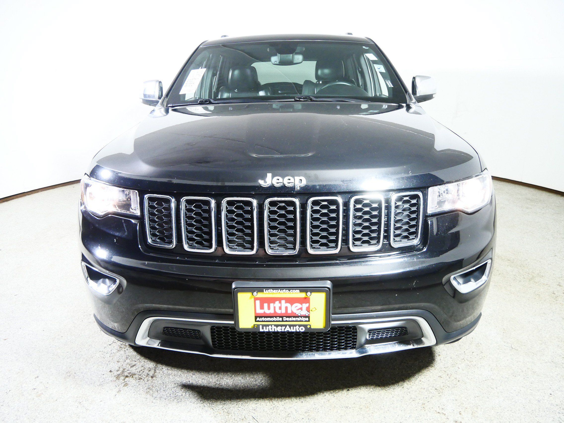Used 2019 Jeep Grand Cherokee Limited w/ Trailer Tow Group IV AWD/4WD image 2