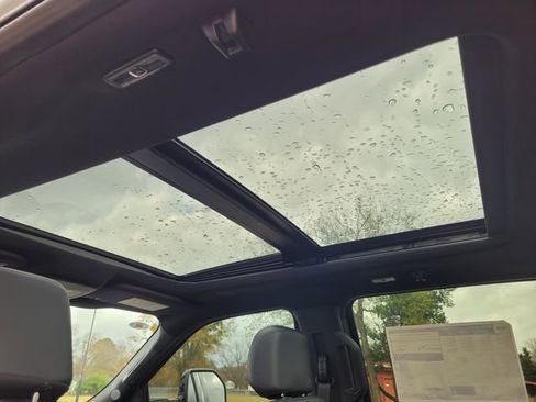 New 2026 Ford F250 Platinum w/ FX4 Off-Road Package image 28