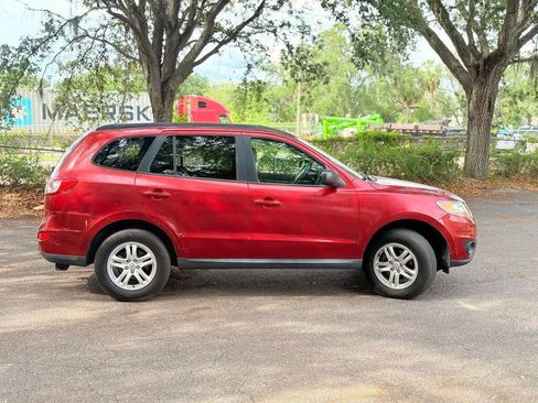 Used 2011 Hyundai Santa Fe GLS image 4