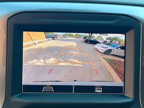 Used 2024 Chevrolet Silverado 1500 Custom image 13