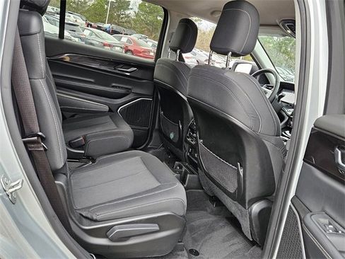 Used 2021 Jeep Grand Cherokee L Laredo w/ Luxury Tech Group I image 16