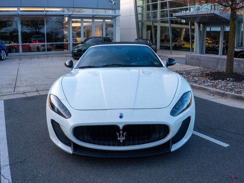 Used 2013 Maserati GranTurismo Sport image 7