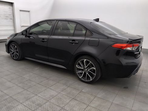Used 2020 Toyota Corolla SE FWD image 3