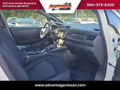 Used 2019 Nissan Leaf SV w/ SV Technology Package image 26