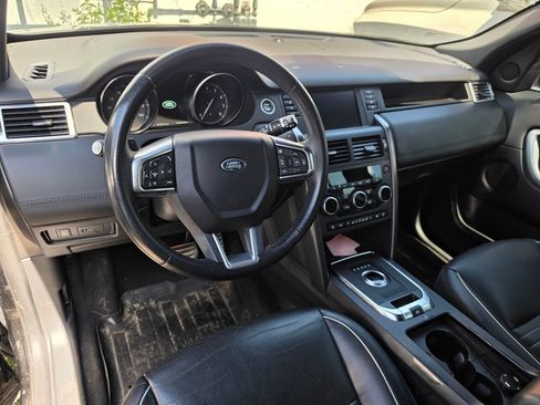 Used 2019 Land Rover Discovery Sport HSE Luxury image 4