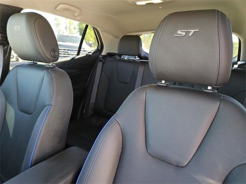 Used 2025 Buick Encore GX Sport Touring image 25