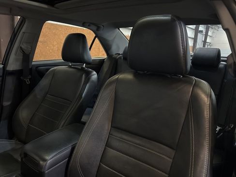 Used 2017 Toyota Camry XLE w/ Moonroof Package image 19