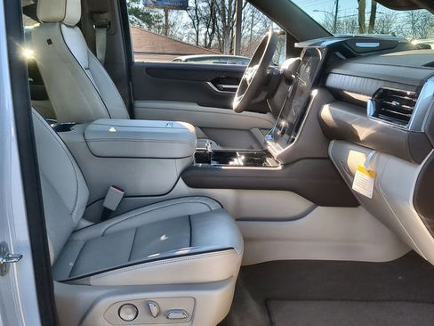 New 2026 GMC Yukon XL Denali w/ Sun & Power Step Package image 29