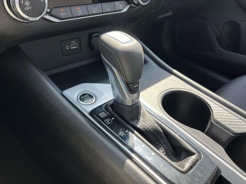 Used 2024 Nissan Altima 2.5 S FWD image 24