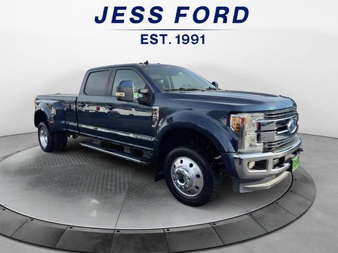 Used 2019 Ford F450 Lariat w/ Lariat Value Package image 3