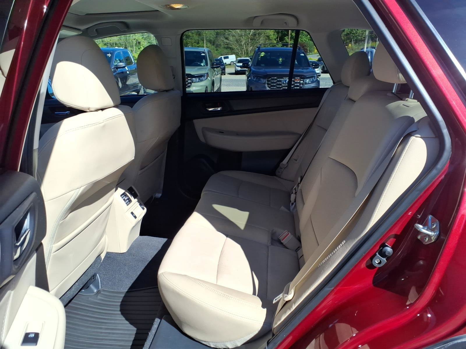 Used 2018 Subaru Outback 2.5i Limited AWD/4WD image 16