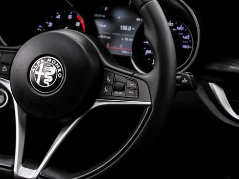 Used 2019 Alfa Romeo Stelvio w/ Nero Edizione RWD image 23