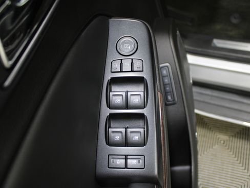 Used 2016 GMC Yukon SLT w/ Open Road Package image 7