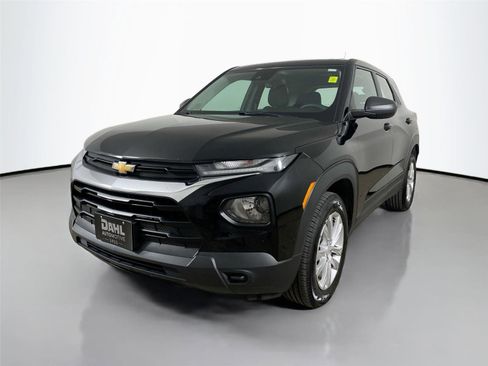 Used 2023 Chevrolet TrailBlazer LS AWD/4WD image 4