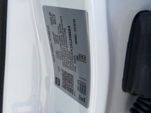 New 2025 Chevrolet Colorado LT image 64