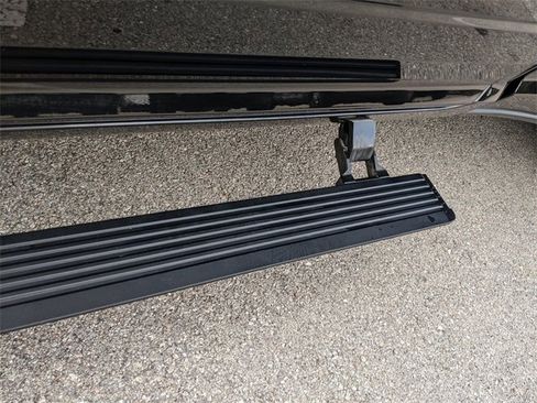 Certified 2022 RAM 3500 Limited image 17