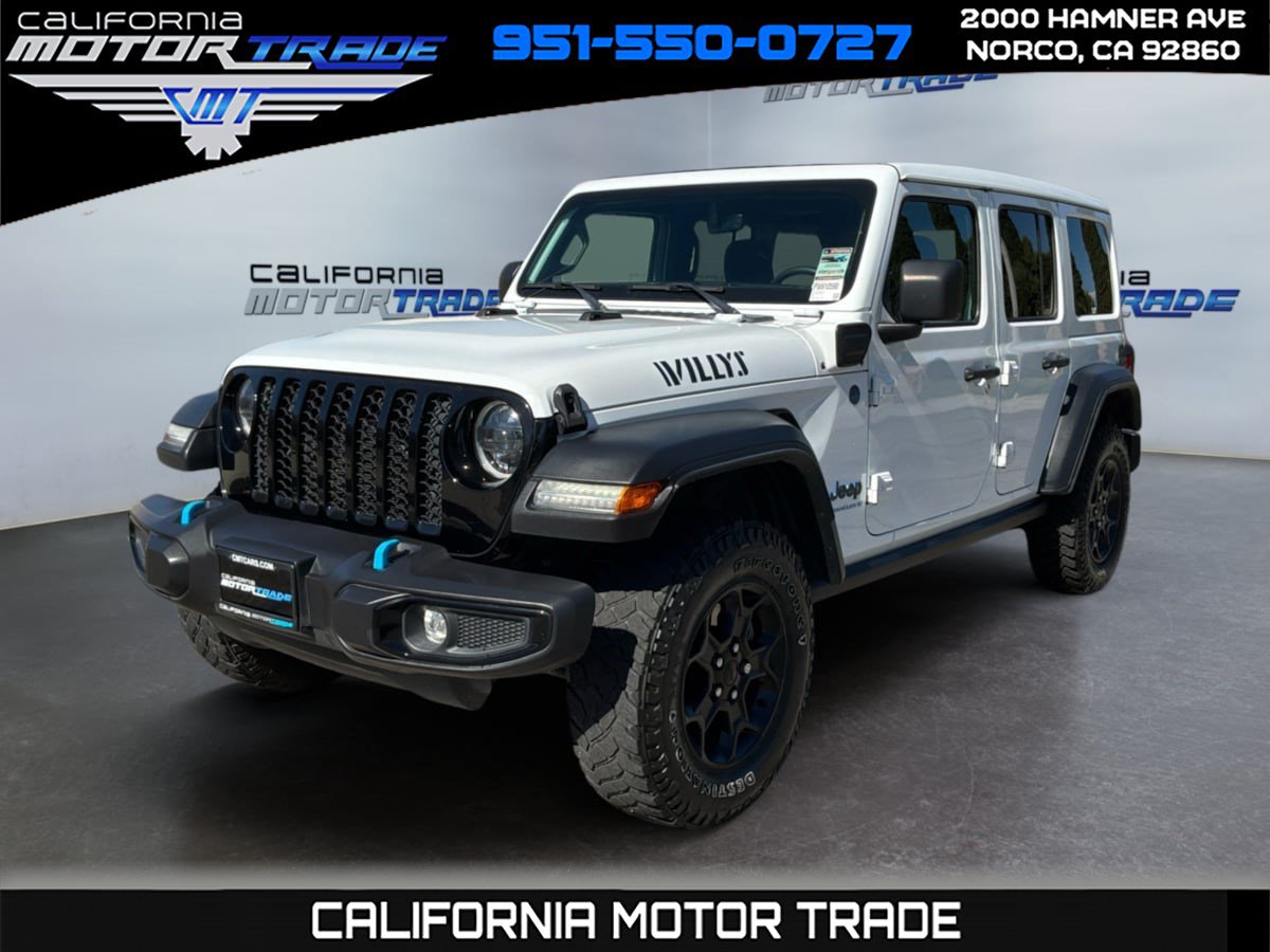 Used 2023 Jeep Wrangler Unlimited w/ Sun & Screen Package AWD/4WD image 1