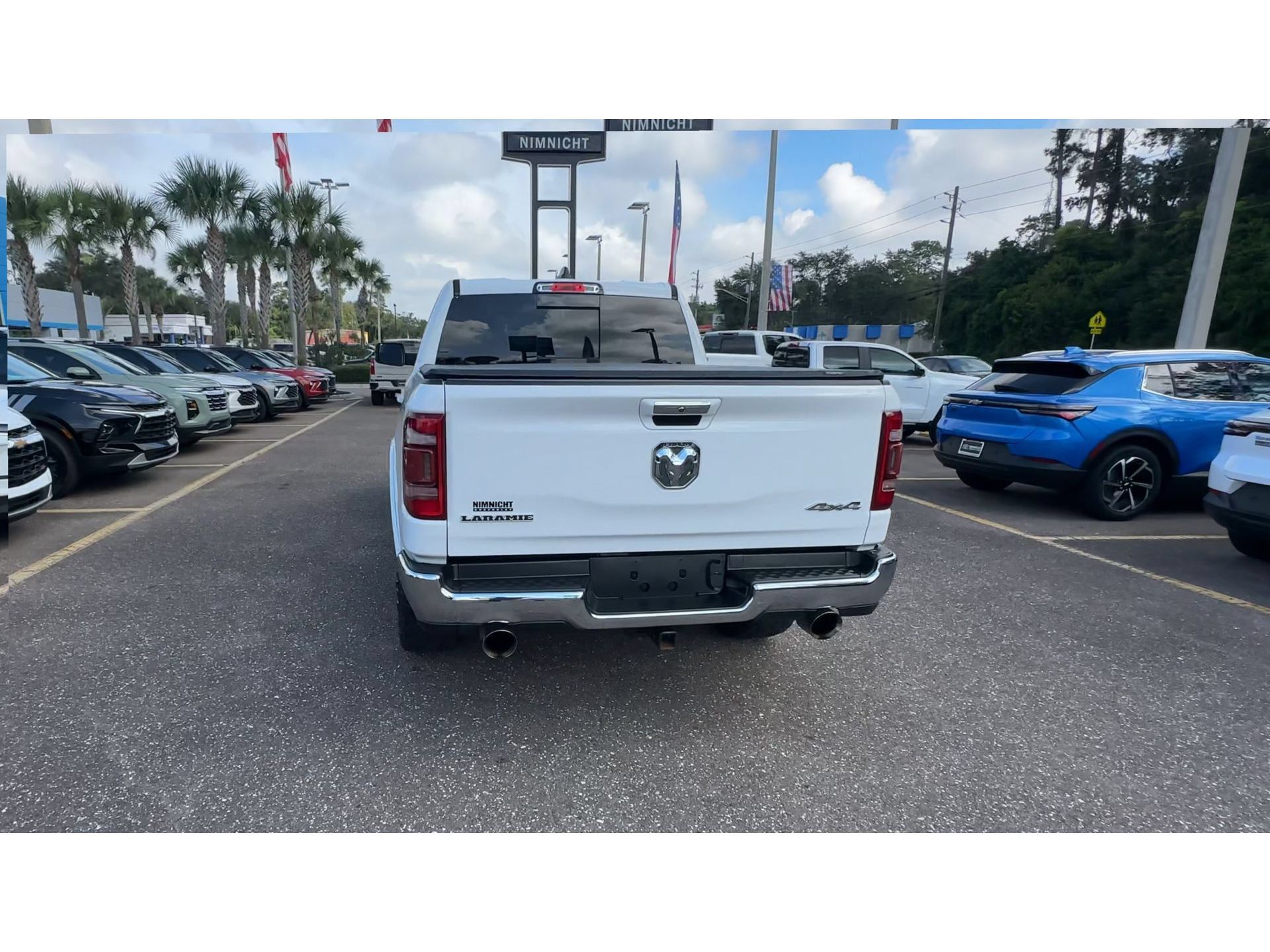 Used 2020 RAM 1500 Laramie AWD/4WD image 3