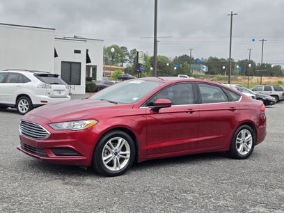 Used 2018 Ford Fusion SE w/ Fusion SE Technology Package