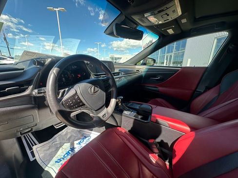 Used 2021 Lexus ES 350 F Sport image 9