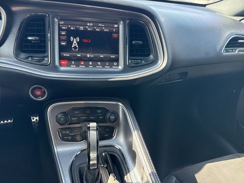 Used 2019 Dodge Challenger SRT Hellcat Redeye image 6