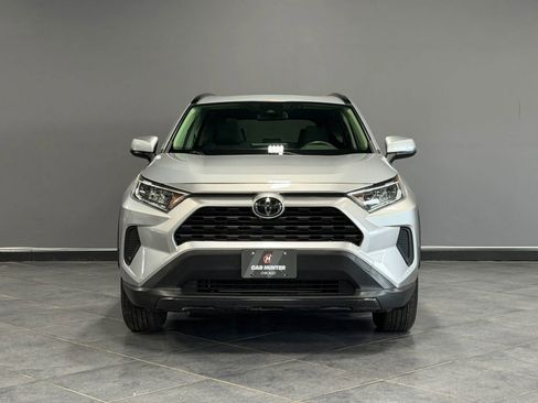 Used 2019 Toyota RAV4 XLE w/ All Weather Liner Package AWD/4WD image 2