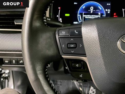 Certified 2025 Toyota Camry SE image 24