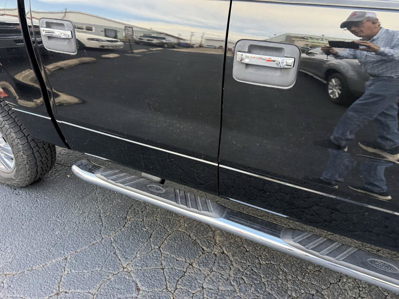 Used 2011 Ford F150 XLT w/ XLT Chrome Pkg AWD/4WD image 7
